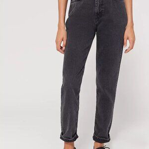 BDG Urban Outfitters High-Waisted Mom Jeans - Washed Black - Size 27